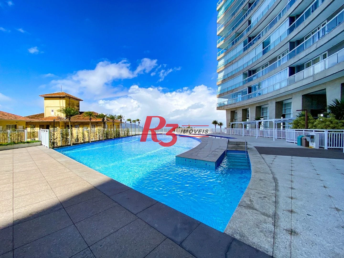 Apartamento com 1 dormitório para alugar, 50 m² por R$ 6.500,00/mês - Pompéia - Santos/SP