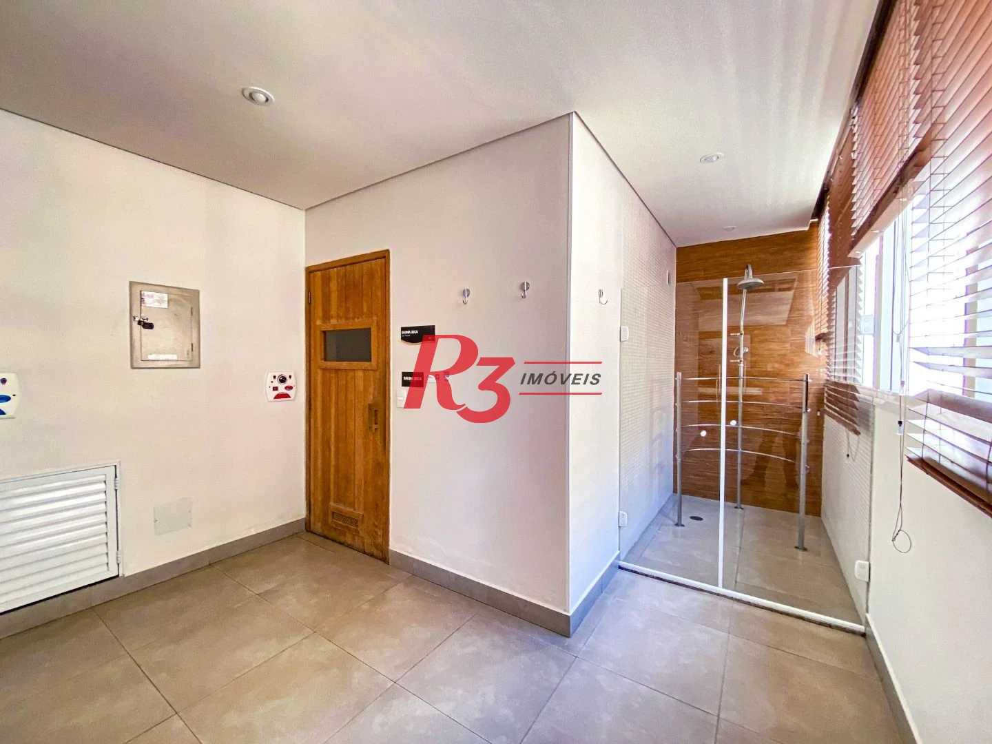 Apartamento com 1 dormitório para alugar, 50 m² por R$ 6.500,00/mês - Pompéia - Santos/SP