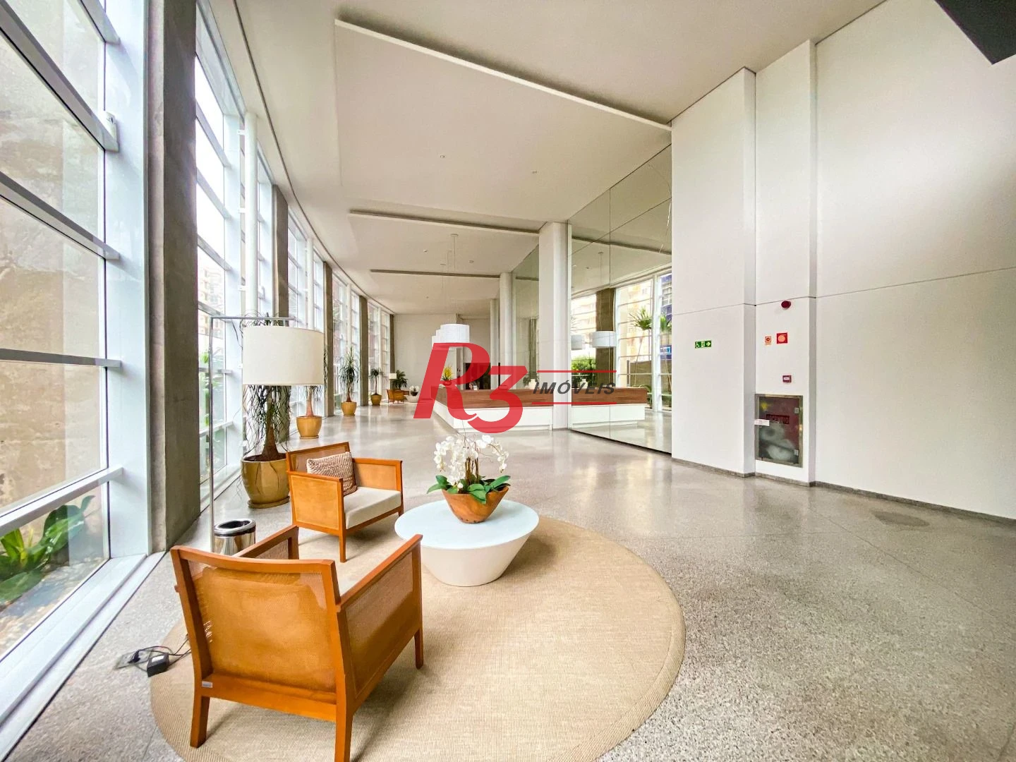 Apartamento com 1 dormitório para alugar, 50 m² por R$ 6.500,00/mês - Pompéia - Santos/SP