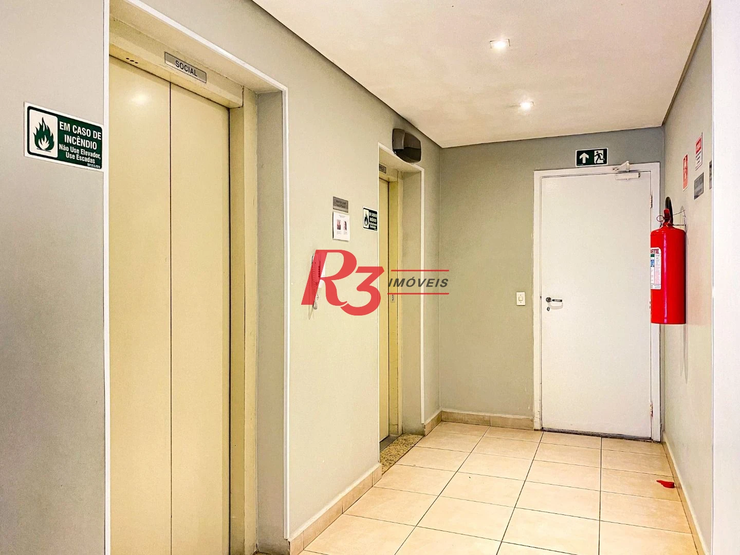 Apartamento com 2 dormitórios à venda, 103 m² por R$ 1.380.000,00 - Ponta da Praia - Santos/SP
