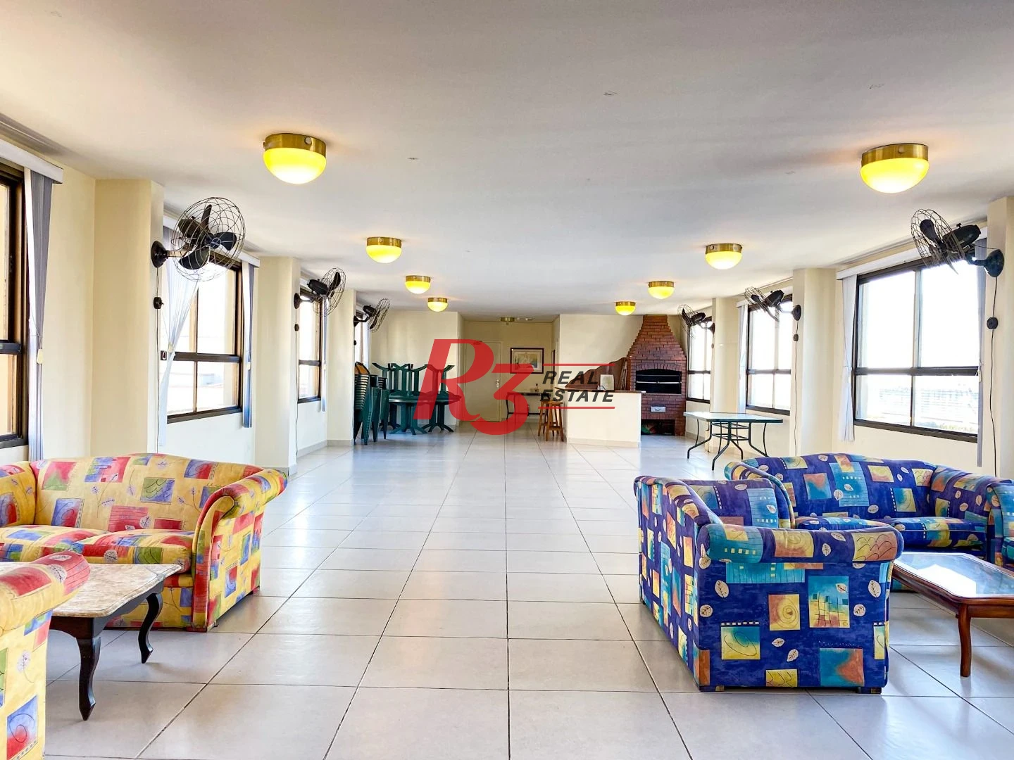 Apartamento na quadra da praia, com 3 dormitórios, à venda, 98 m² por R$ 980.000 - Aparecida - Santos/SP