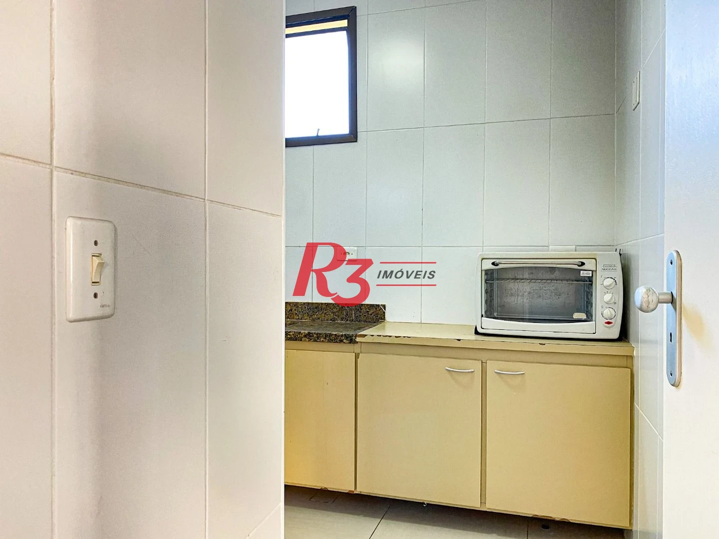 Apartamento com 3 dormitórios à venda, 110 m² por R$ 990.000,00 - Aparecida - Santos/SP