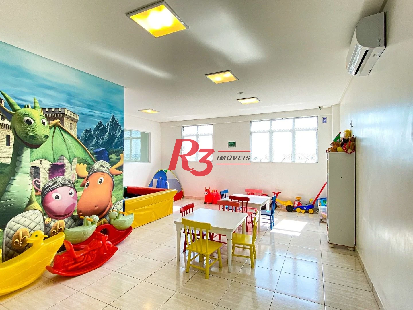 Apartamento com 3 dormitórios à venda, 96 m² por R$ 1.150.000,00 - Campo Grande - Santos/SP
