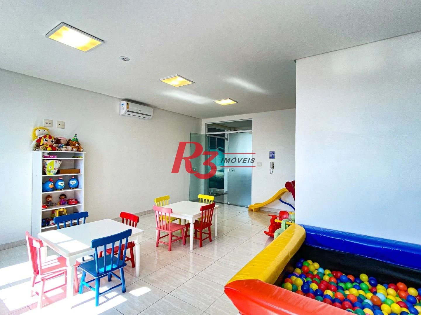 Apartamento com 3 dormitórios à venda, 96 m² por R$ 1.150.000,00 - Campo Grande - Santos/SP
