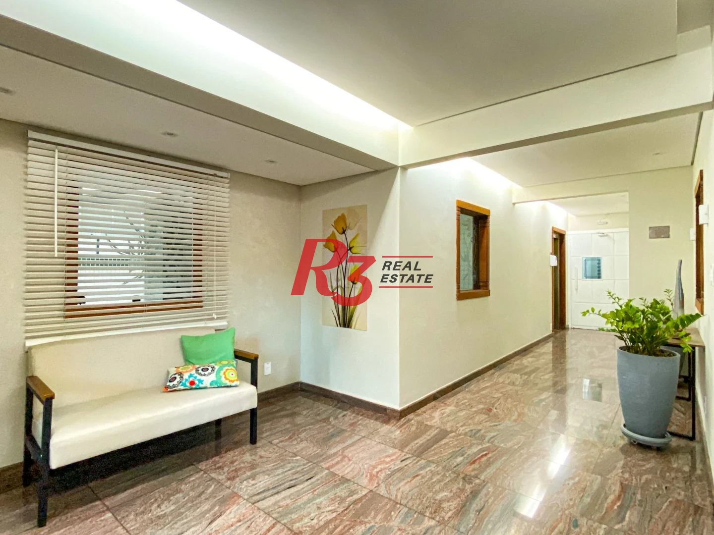 Cobertura com 1 dormitório à venda, 197 m² por R$ 1.500.000,00 - Gonzaga - Santos/SP