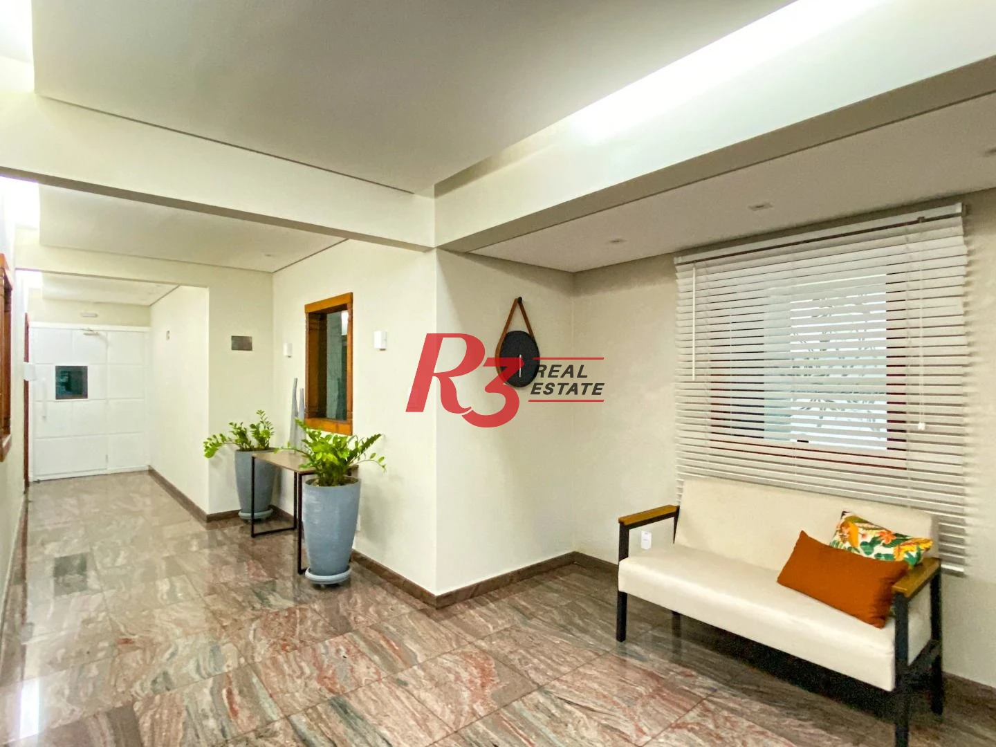 Cobertura com 1 dormitório à venda, 197 m² por R$ 1.500.000,00 - Gonzaga - Santos/SP