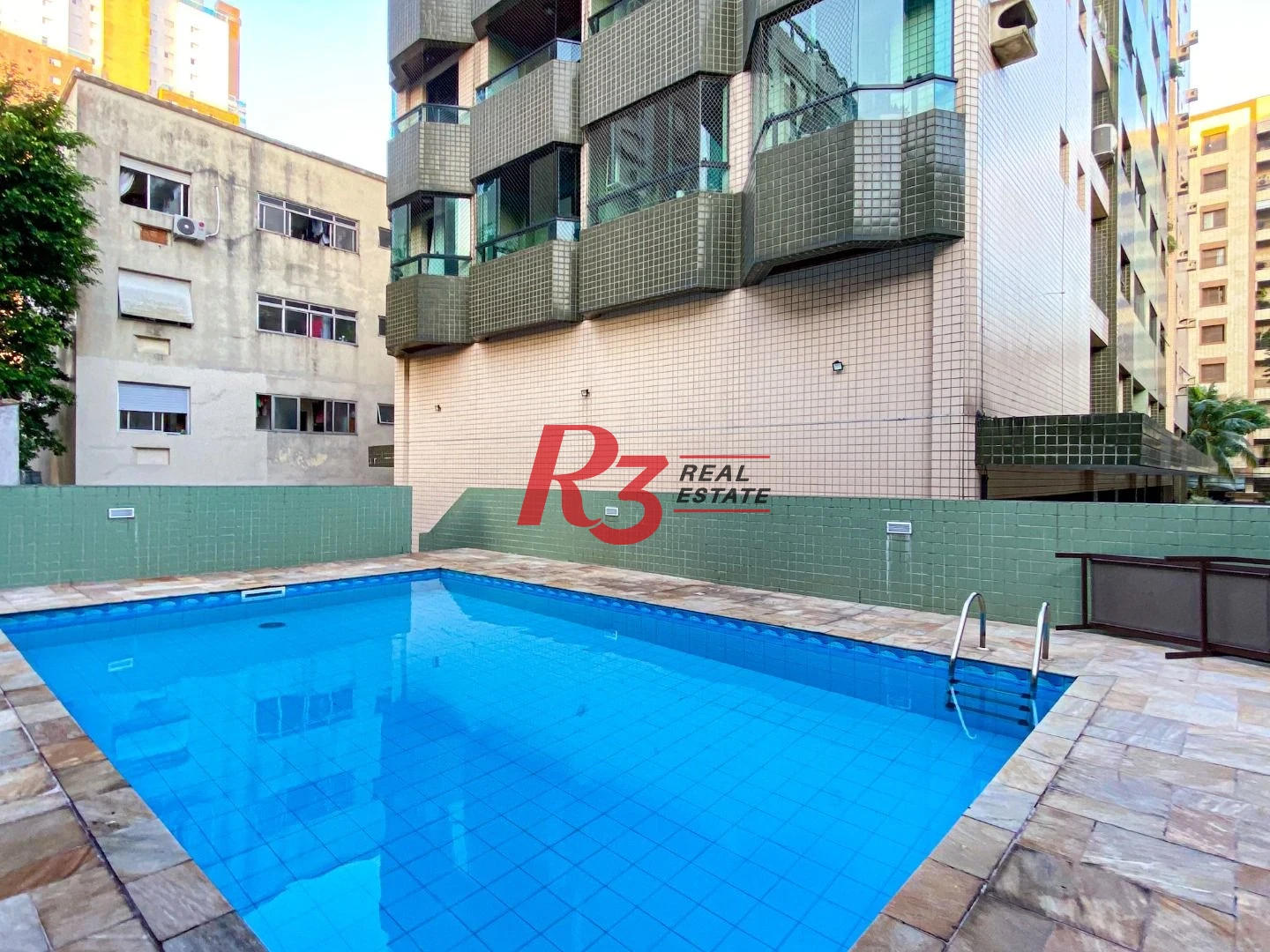 Cobertura com 1 dormitório à venda, 197 m² por R$ 1.500.000,00 - Gonzaga - Santos/SP