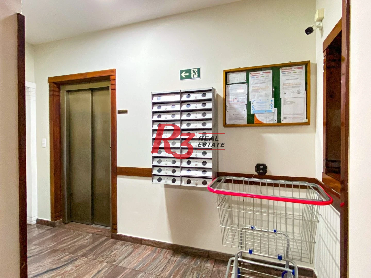 Cobertura com 1 dormitório à venda, 197 m² por R$ 1.500.000,00 - Gonzaga - Santos/SP