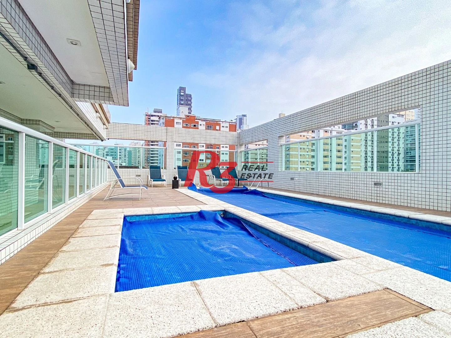 Cobertura com 4 dormitórios à venda, 413 m² por R$ 3.850.000,00 - Pompéia - Santos/SP