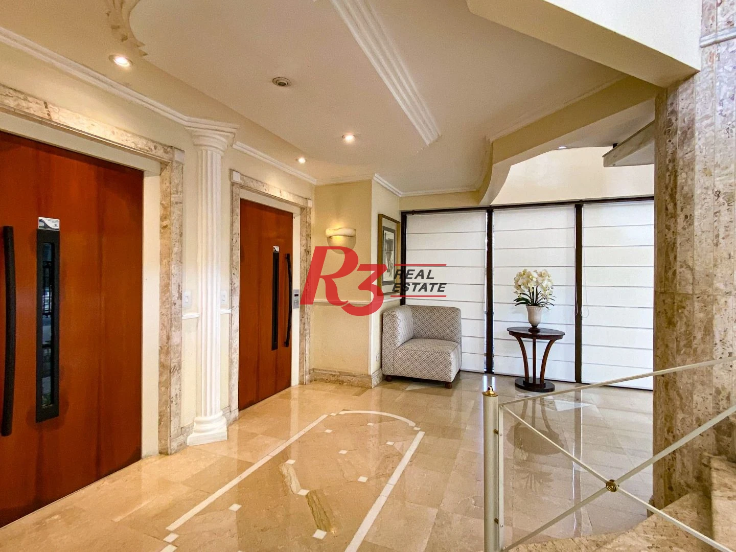 Apartamento com 3 dormitórios à venda, 209 m² por R$ 2.500.000,00 - Boqueirão - Santos/SP