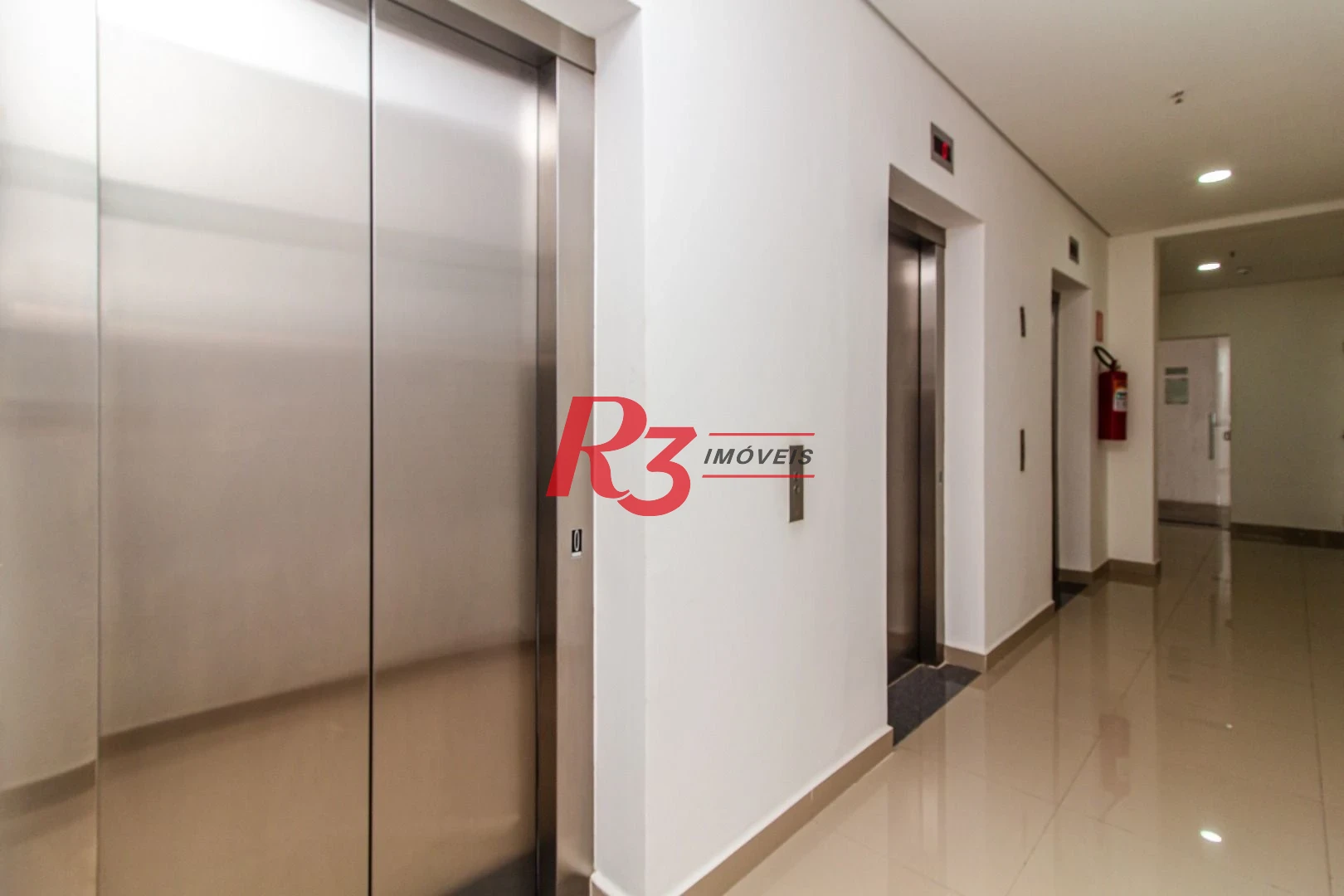 Sala para alugar, 30 m² por R$ 2.900,00/mês - Ponta da Praia - Santos/SP