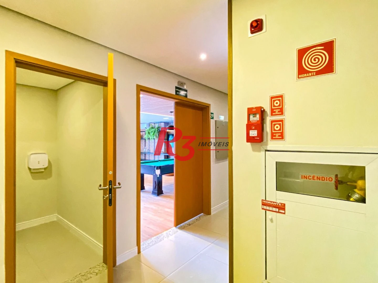 Apartamento com 2 dormitórios à venda, 65 m² por R$ 1.290.000,00 - Vila Rica - Santos/SP