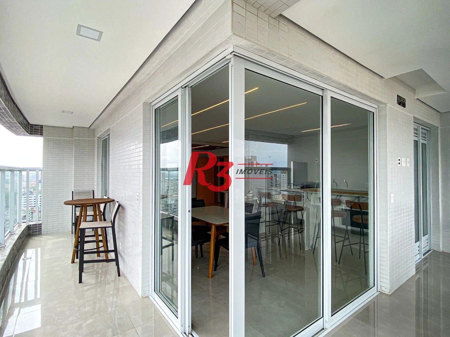 Apartamento com 2 dormitórios à venda, 65 m² por R$ 1.290.000,00 - Vila Rica - Santos/SP
