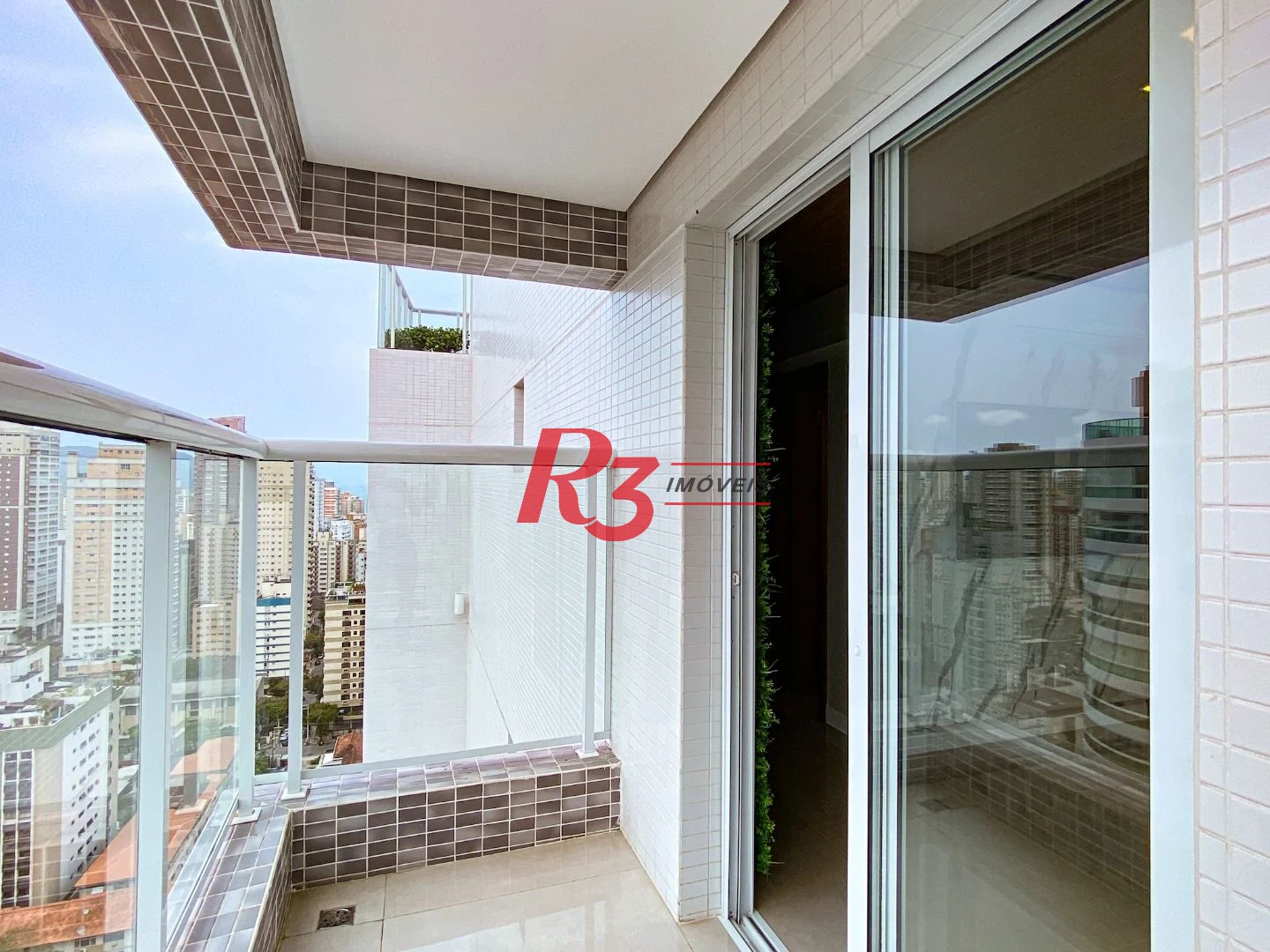 Apartamento com 2 dormitórios à venda, 65 m² por R$ 1.290.000,00 - Vila Rica - Santos/SP