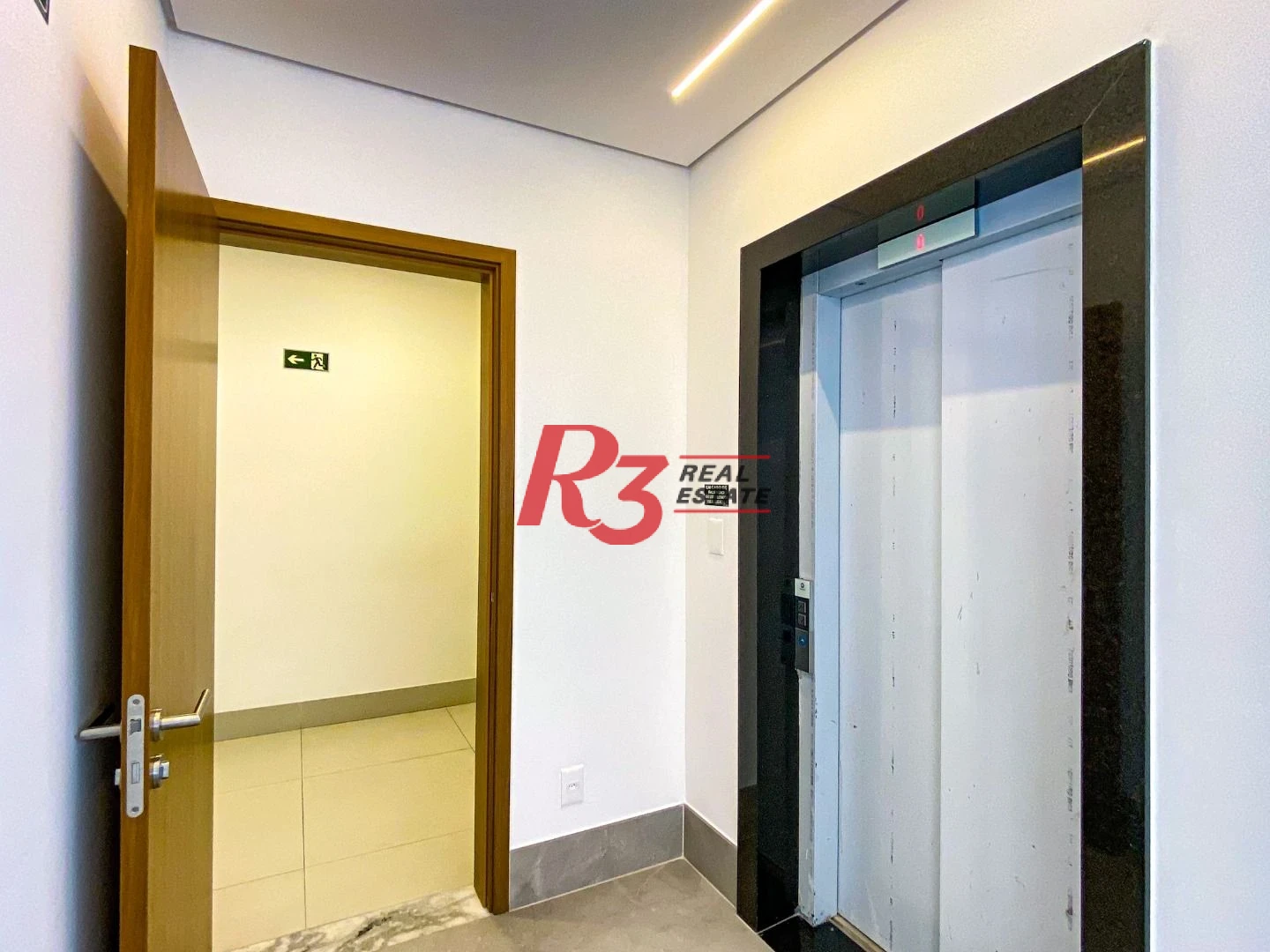 Apartamento com 2 dormitórios para alugar, 74 m² por R$ 5.003,00/mês - Boqueirão - Santos/SP