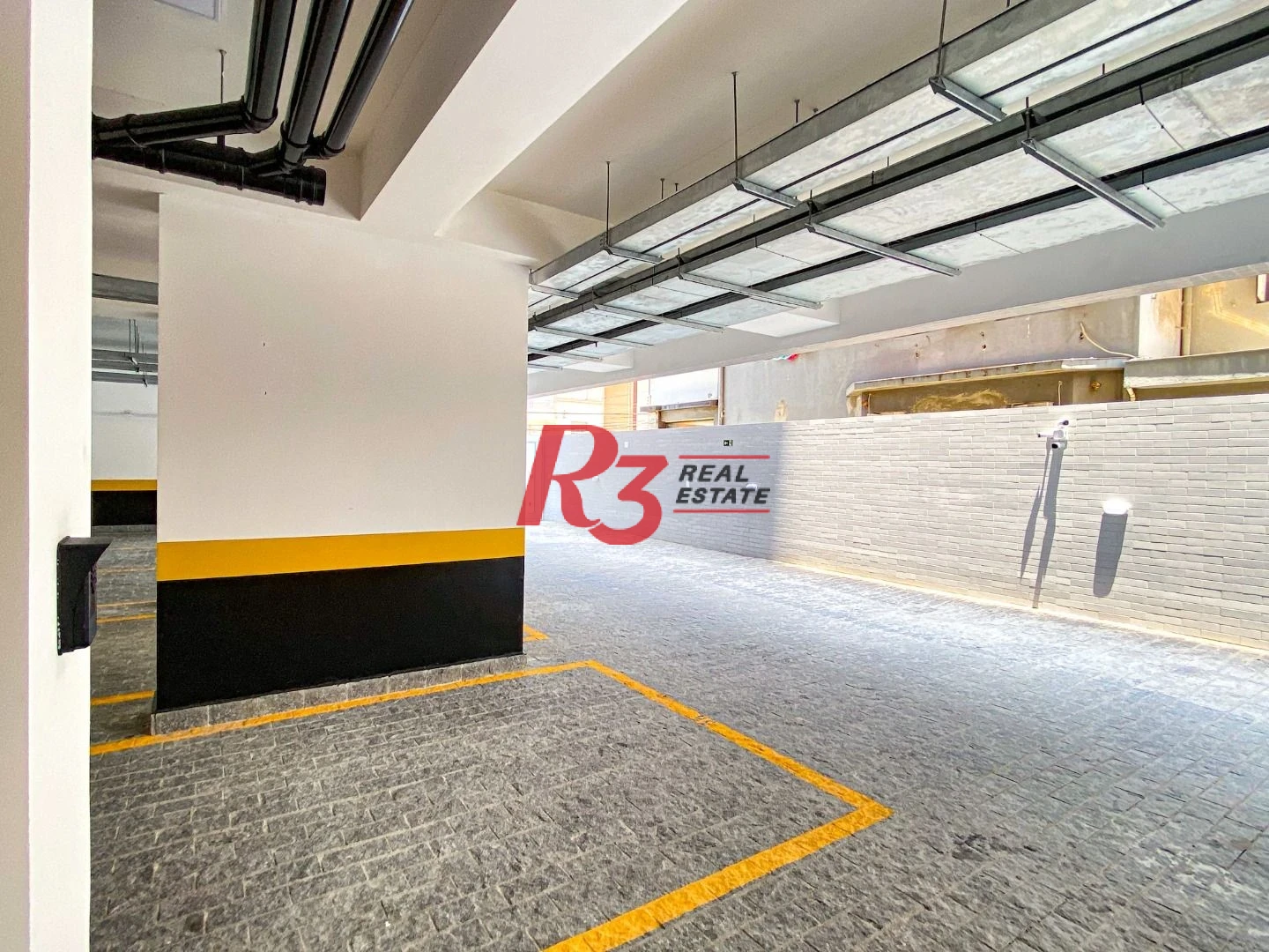 Apartamento com 2 dormitórios para alugar, 74 m² por R$ 5.003,00/mês - Boqueirão - Santos/SP