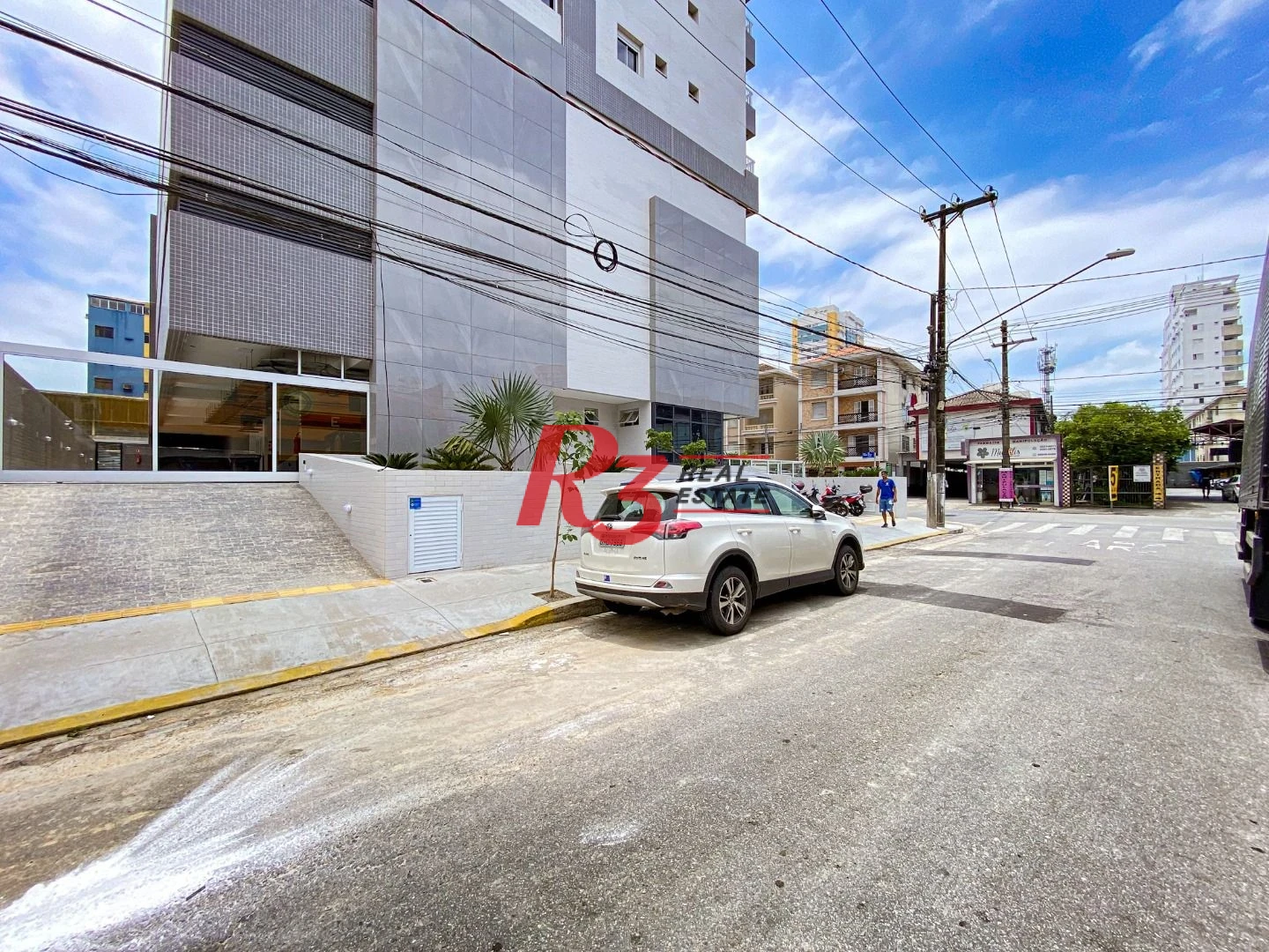 Apartamento com 2 dormitórios para alugar, 74 m² por R$ 5.003,00/mês - Boqueirão - Santos/SP