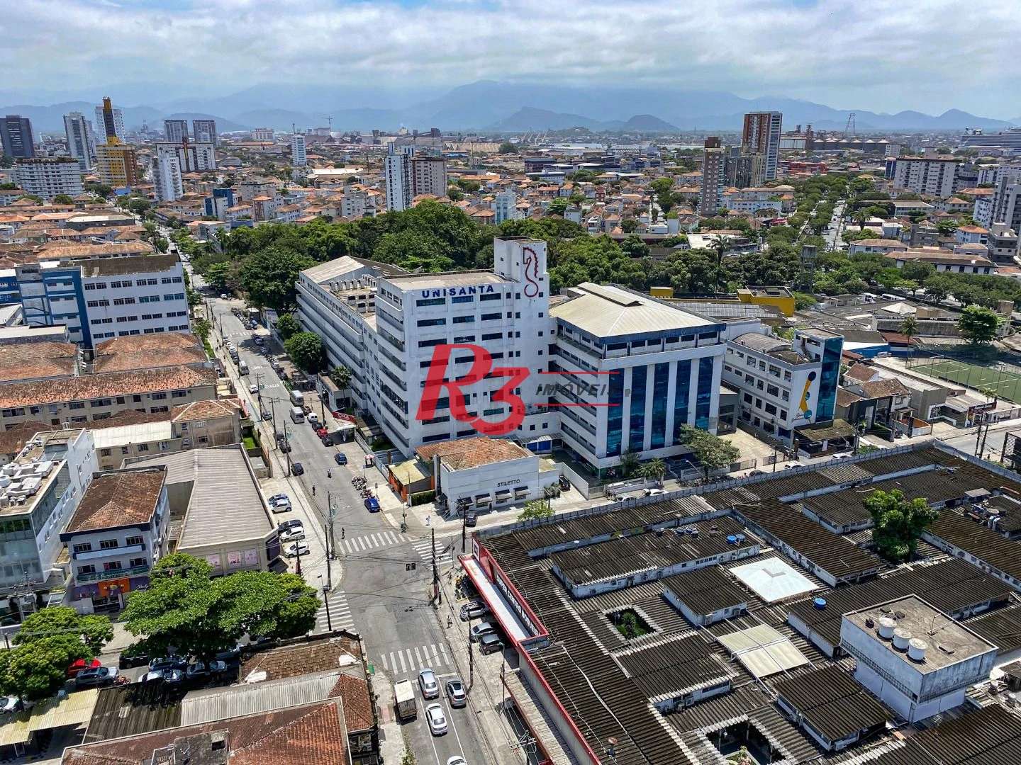 Apartamento para alugar, 81 m² por R$ 8.000,00/mês - Boqueirão - Santos/SP