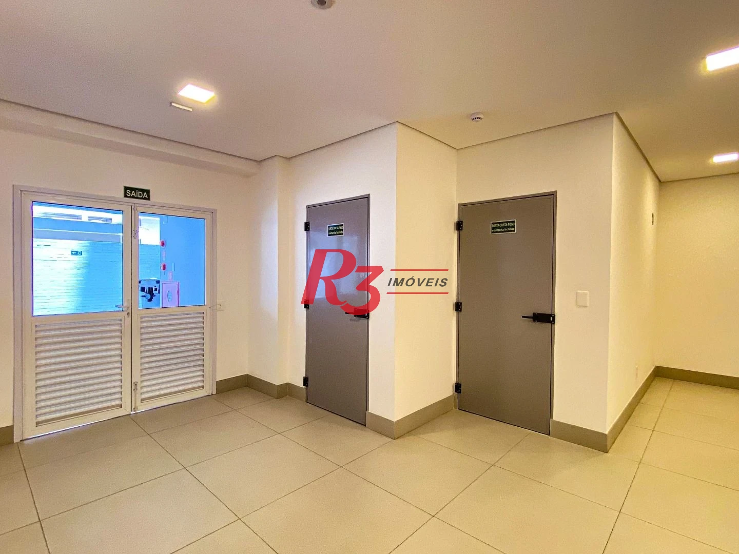 Apartamento para alugar, 81 m² por R$ 8.000,00/mês - Boqueirão - Santos/SP