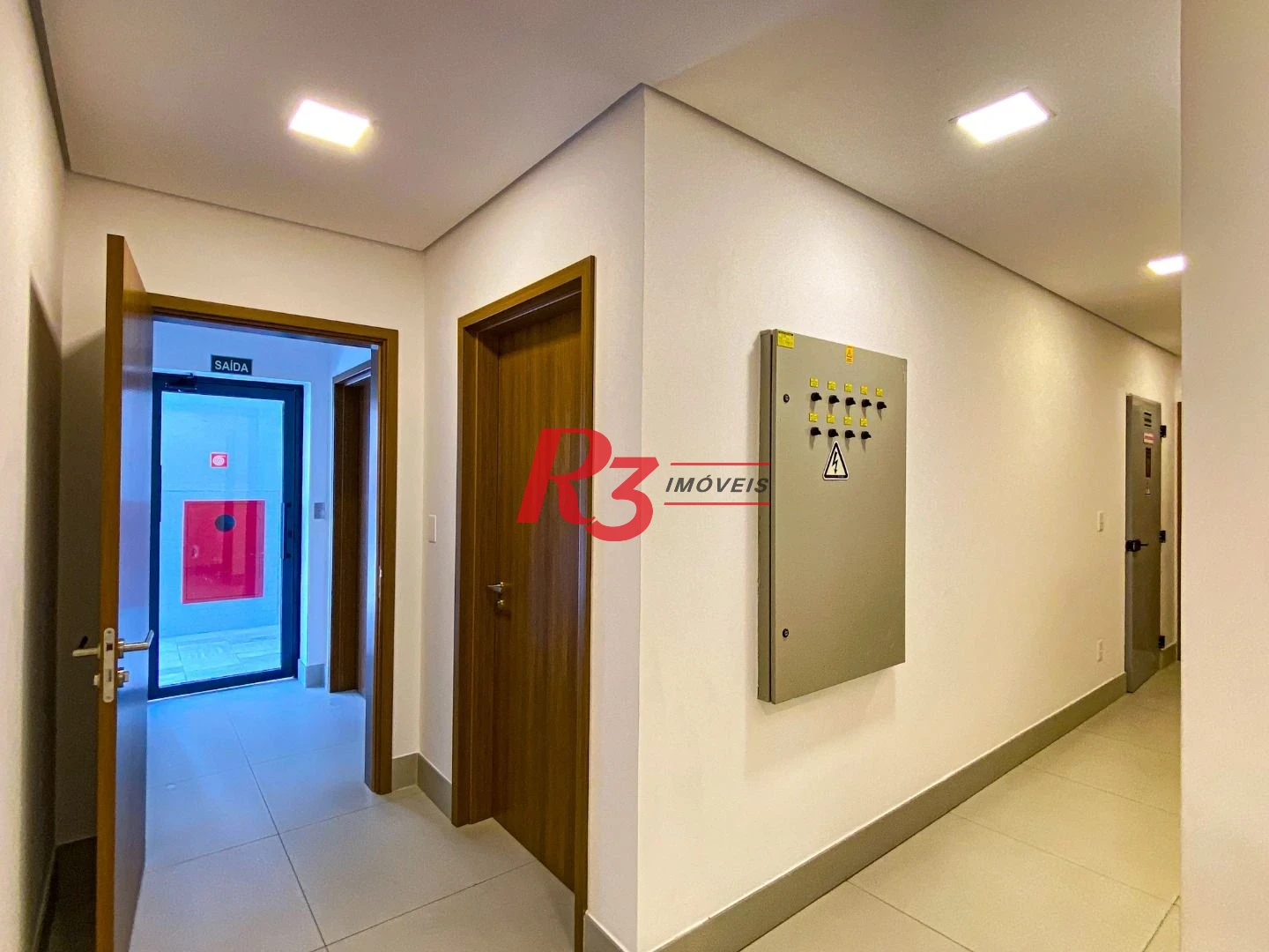 Apartamento para alugar, 81 m² por R$ 8.000,00/mês - Boqueirão - Santos/SP