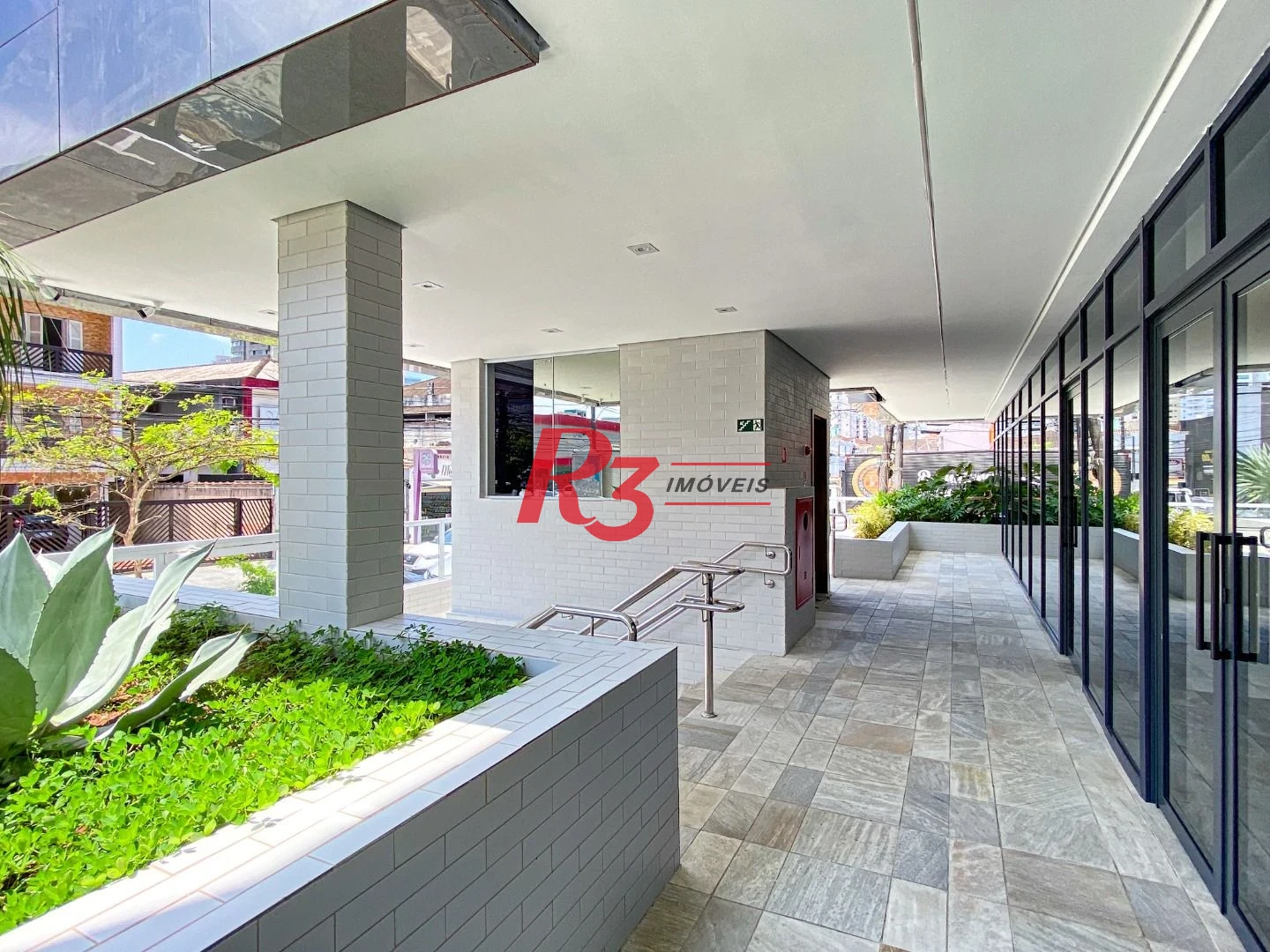 Apartamento para alugar, 81 m² por R$ 8.000,00/mês - Boqueirão - Santos/SP