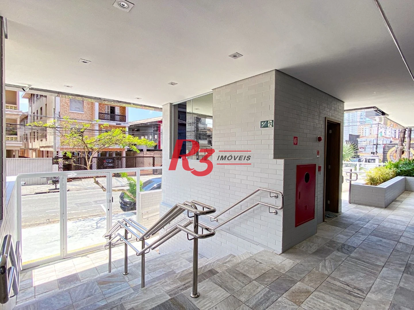 Apartamento para alugar, 81 m² por R$ 8.000,00/mês - Boqueirão - Santos/SP