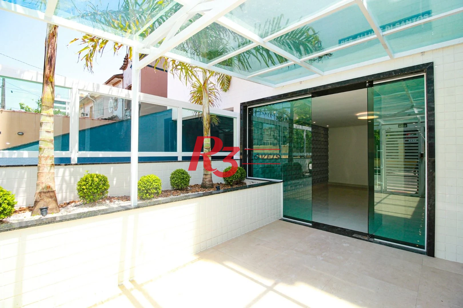 Apartamento com 2 dormitórios à venda, 68 m² por R$ 690.000,00 - Macuco - Santos/SP