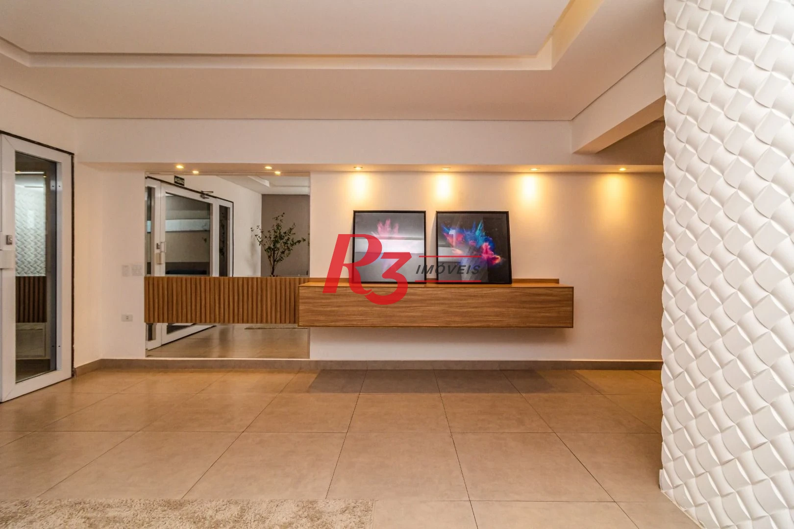 Apartamento com 2 dormitórios à venda, 74 m² por R$ 640.000,00 - Campo Grande - Santos/SP
