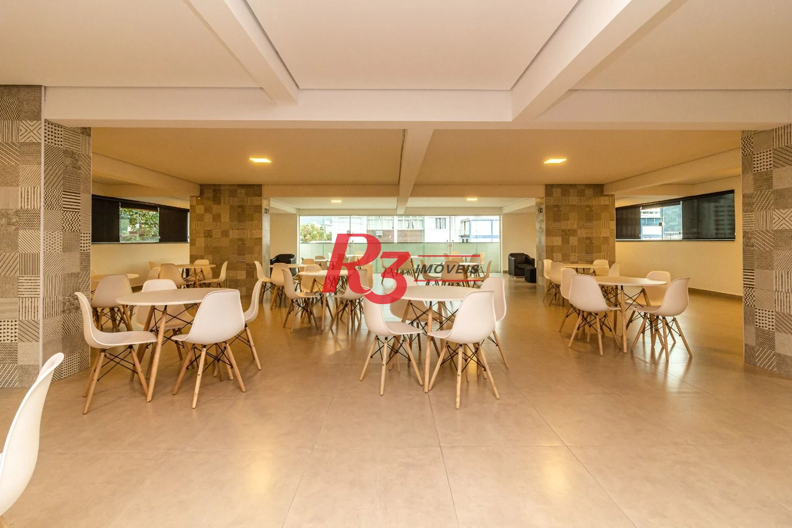 Apartamento com 2 dormitórios à venda, 74 m² por R$ 640.000,00 - Campo Grande - Santos/SP