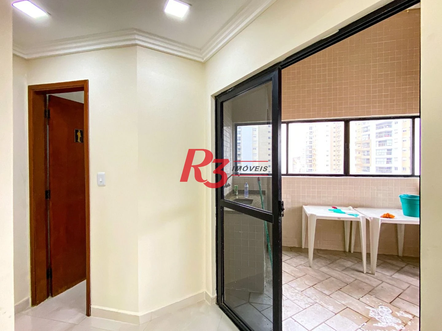 Apartamento com 1 dormitório para alugar, 55 m² por R$ 3.800,00/mês - Ponta da Praia - Santos/SP