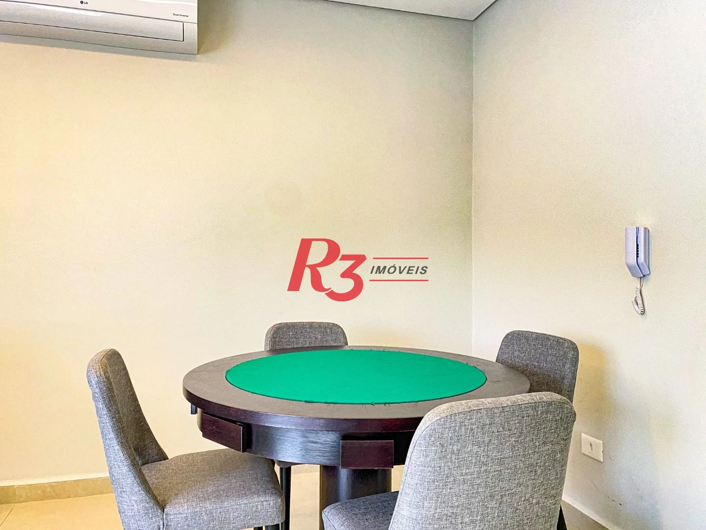 Apartamento à venda, 108 m² por R$ 1.440.000,00 - Itararé - São Vicente/SP