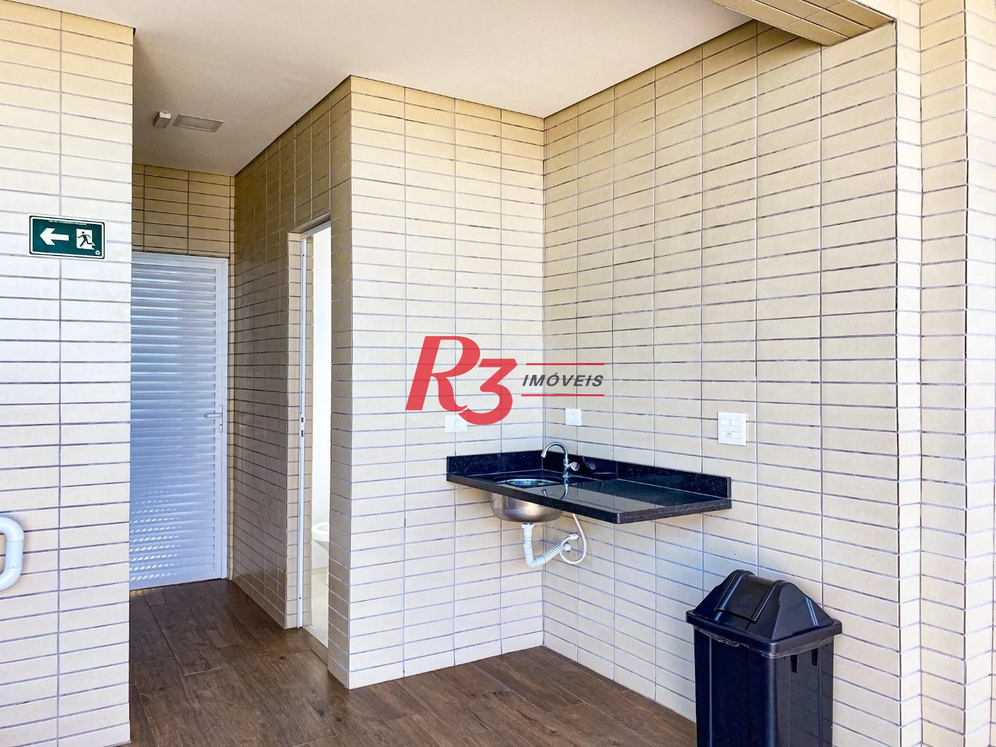 Apartamento à venda, 108 m² por R$ 1.440.000,00 - Itararé - São Vicente/SP