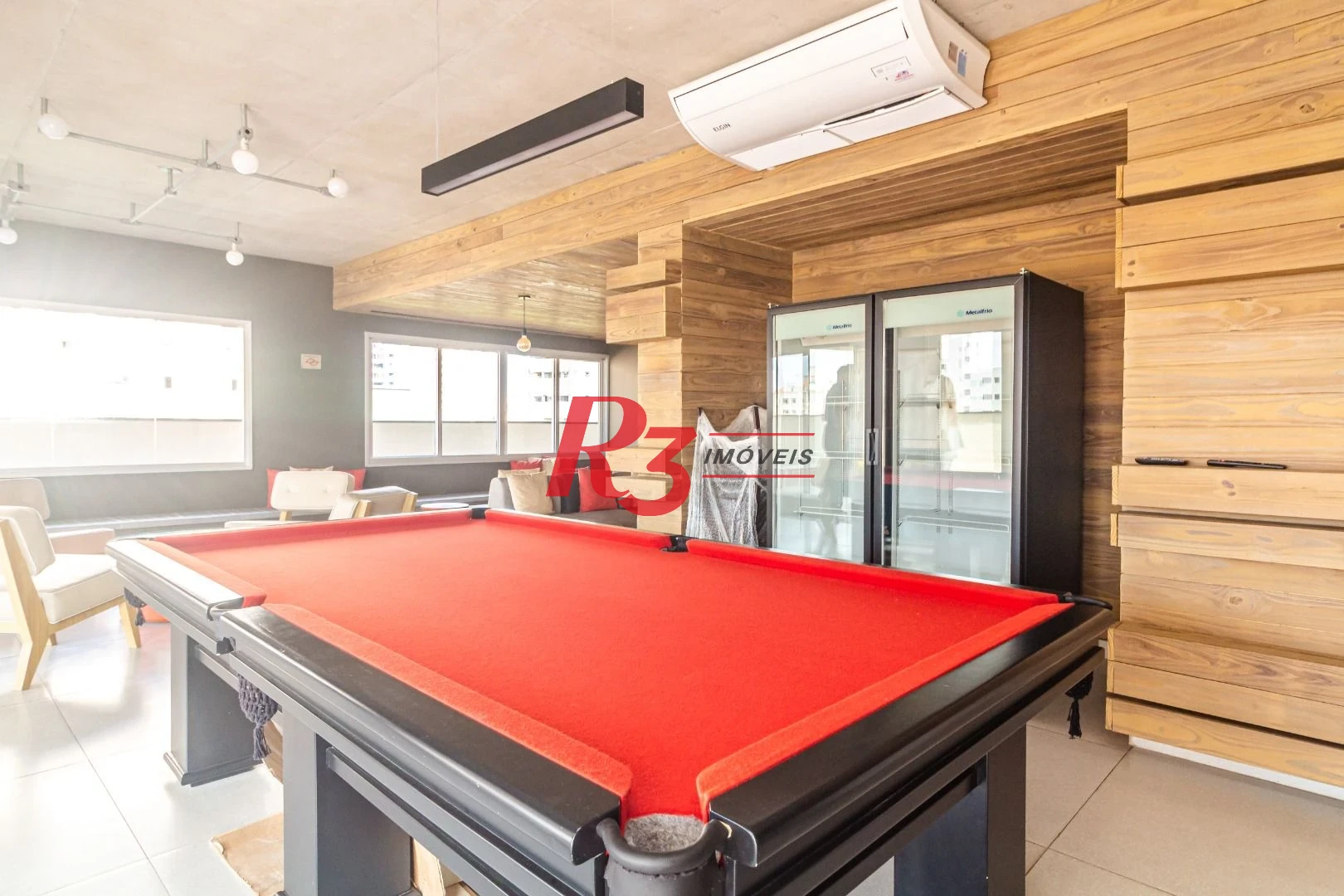 Apartamento com 2 dormitórios à venda, 72 m² por R$ 1.030.000,00 - Embaré - Santos/SP