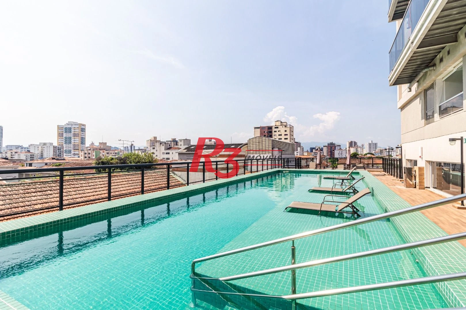 Apartamento com 2 dormitórios à venda, 72 m² por R$ 1.030.000,00 - Embaré - Santos/SP