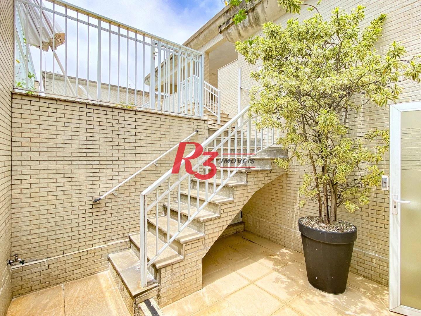 Cobertura com 4 dormitórios à venda, 430 m² por R$ 5.000.000 no Boqueirão em Santos/SP