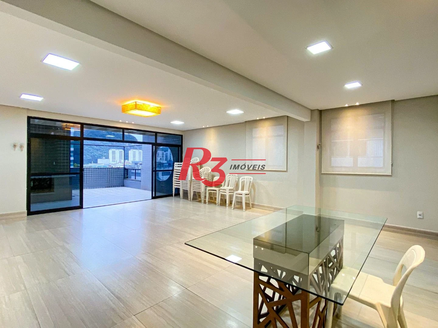 Apartamento com 3 dormitórios à venda, 145 m² por R$ 1.350.000,00 - Pompéia - Santos/SP
