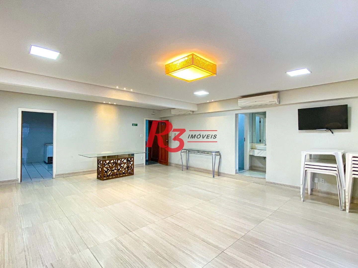 Apartamento com 3 dormitórios à venda, 145 m² por R$ 1.350.000,00 - Pompéia - Santos/SP