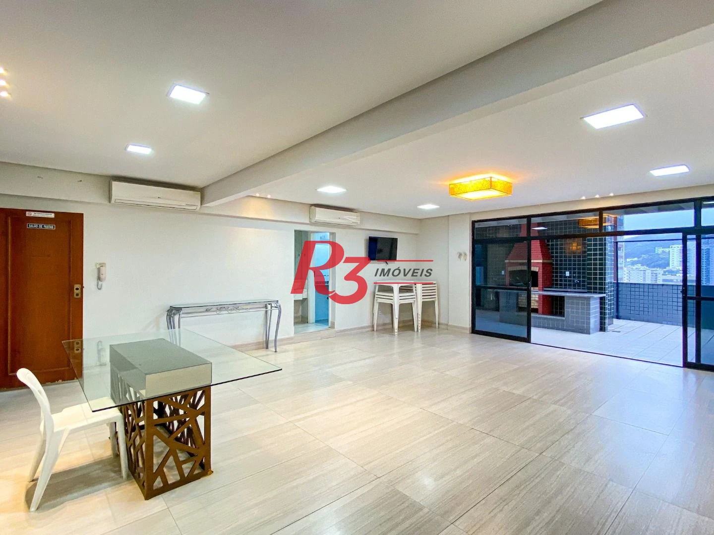 Apartamento com 3 dormitórios à venda, 145 m² por R$ 1.350.000,00 - Pompéia - Santos/SP