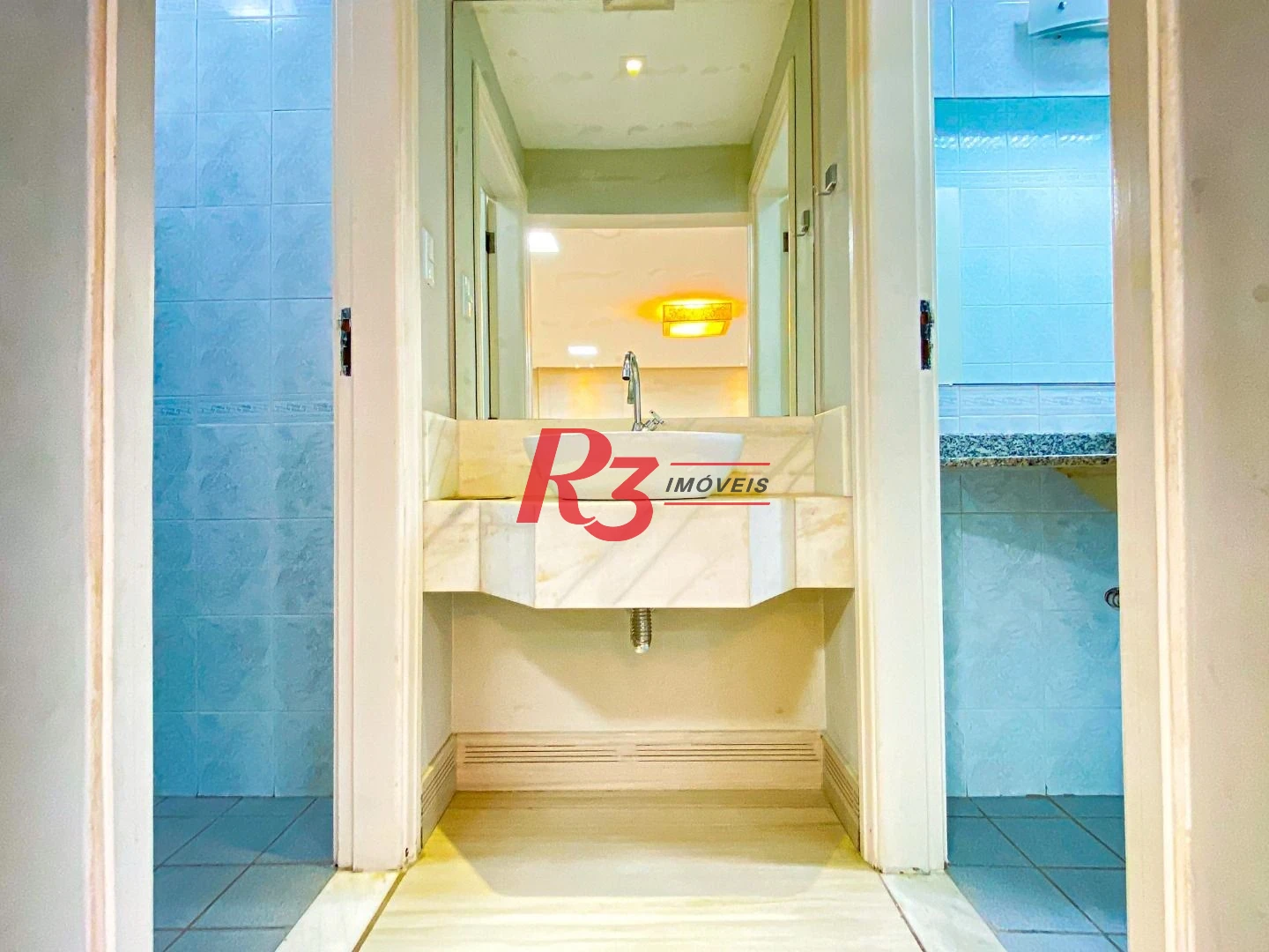 Apartamento com 3 dormitórios à venda, 145 m² por R$ 1.350.000,00 - Pompéia - Santos/SP