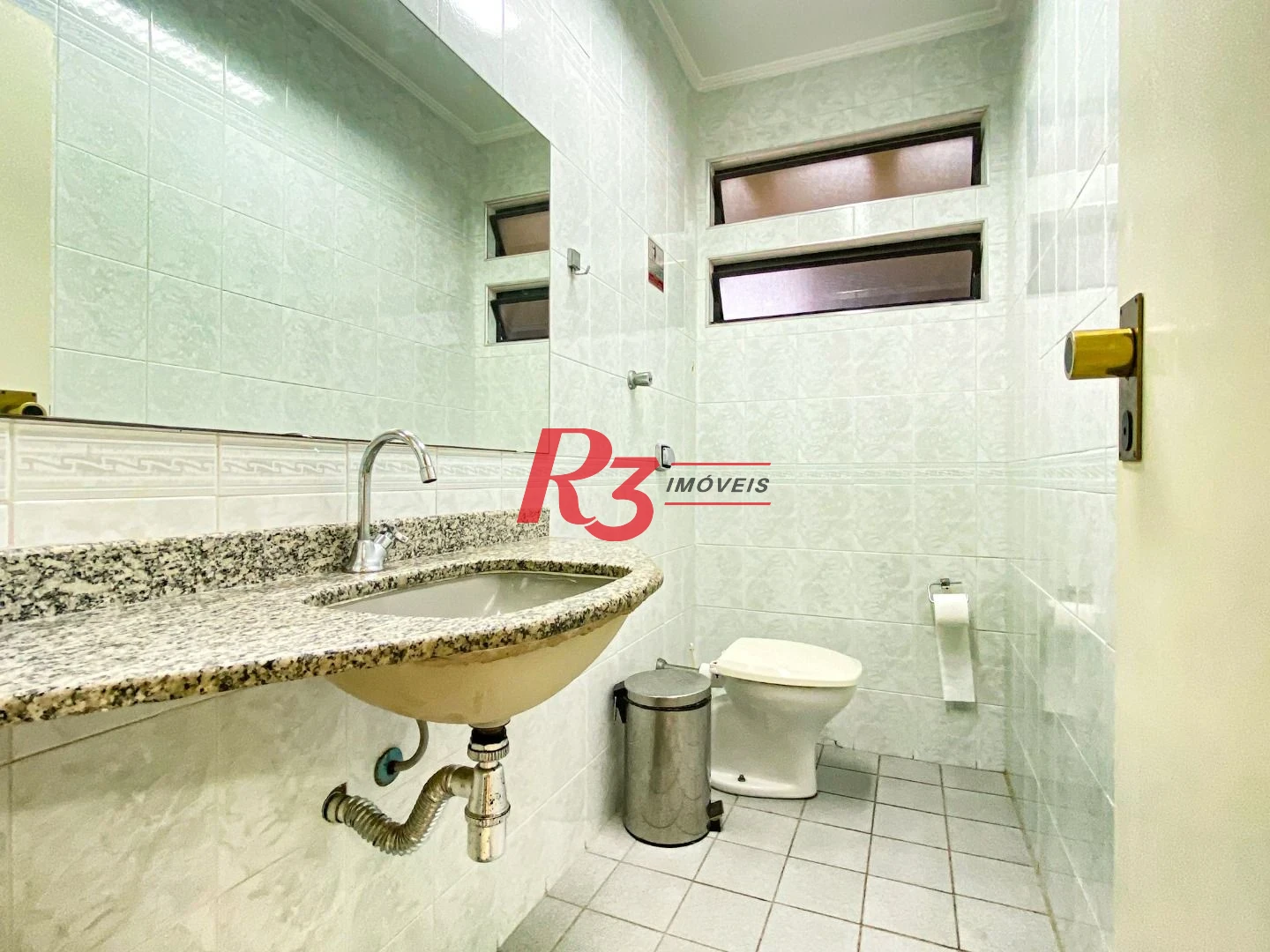 Apartamento com 3 dormitórios à venda, 145 m² por R$ 1.350.000,00 - Pompéia - Santos/SP