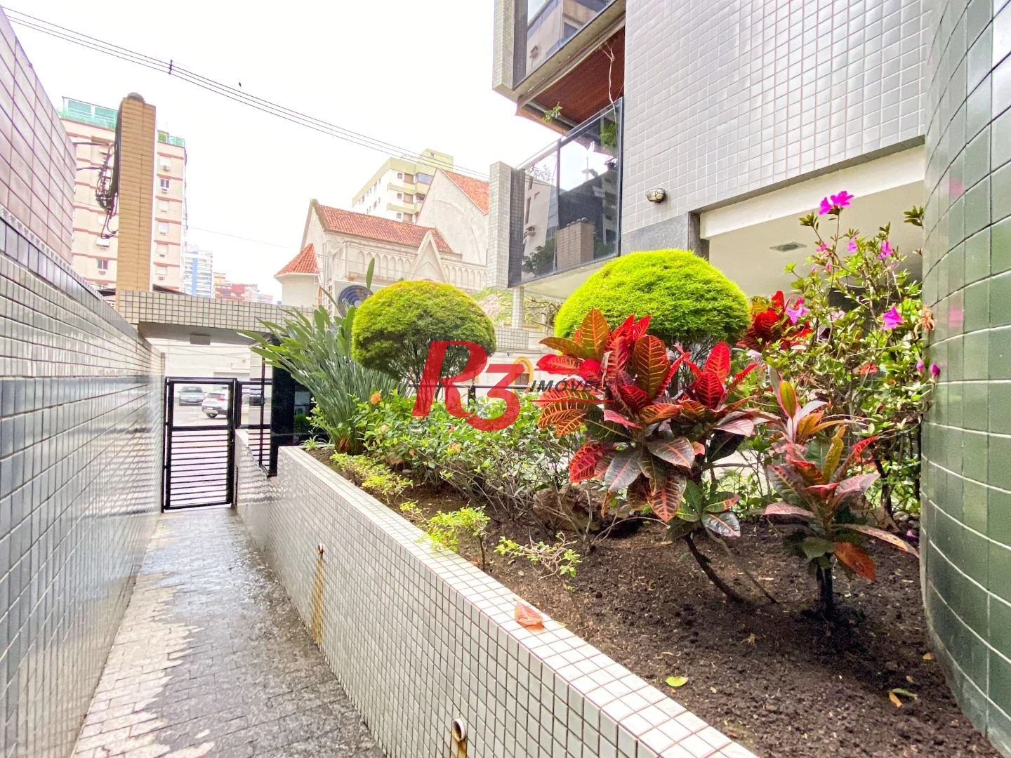 Apartamento com 3 dormitórios à venda, 145 m² por R$ 1.350.000,00 - Pompéia - Santos/SP