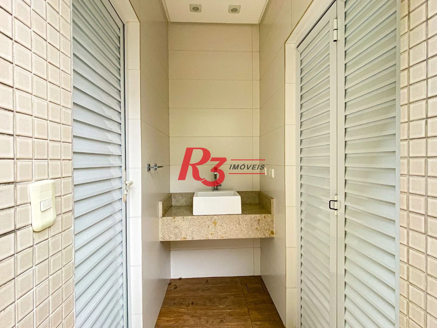 Apartamento com 3 dormitórios à venda, 283 m² por R$ 2.990.000,00 - Boqueirão - Santos/SP