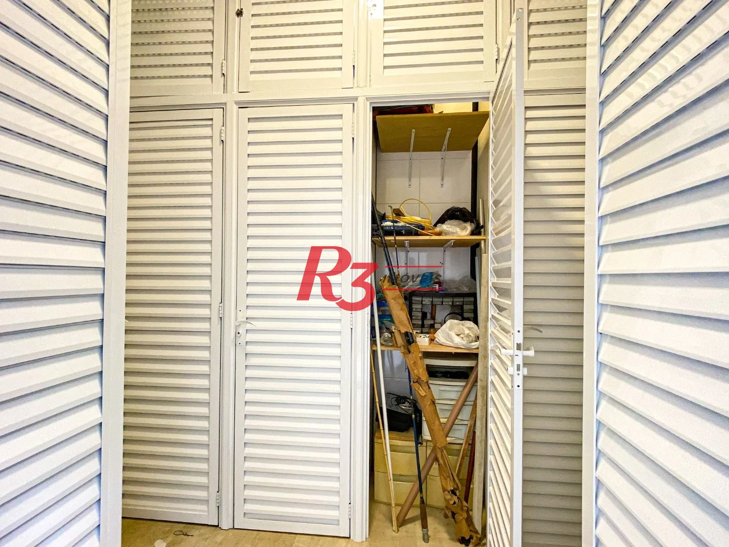 Apartamento com 3 dormitórios à venda, 283 m² por R$ 2.990.000,00 - Boqueirão - Santos/SP