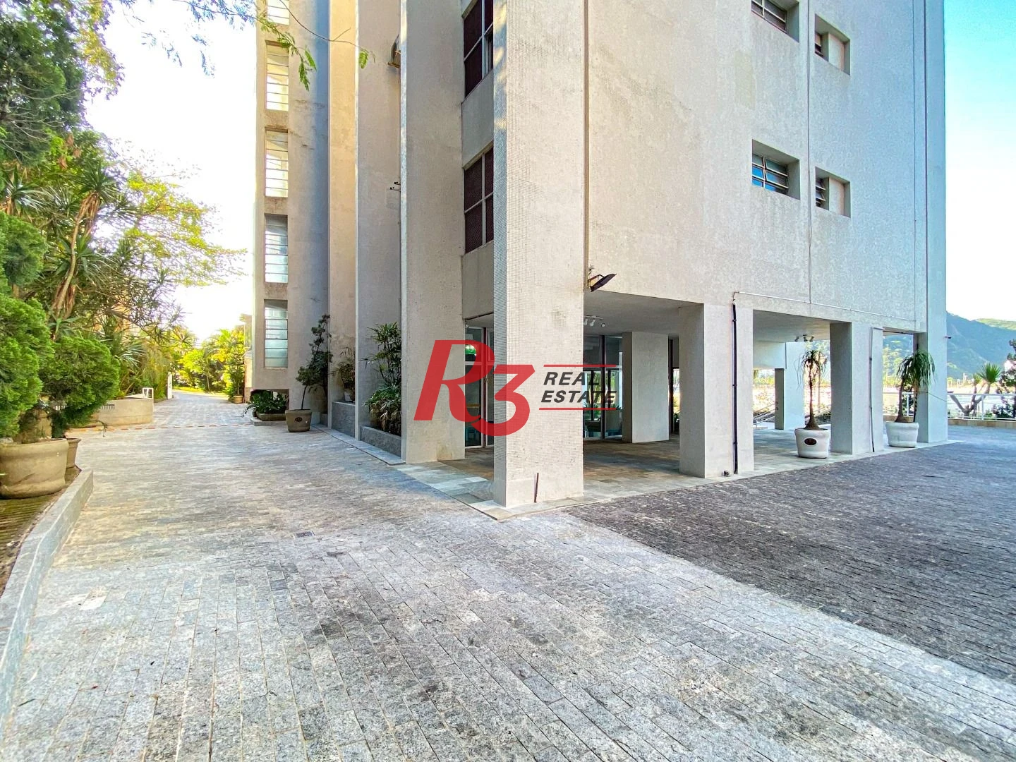 Apartamento com 4 dormitórios à venda, 235 m² por R$ 1.200.000,00 - Ilha Porchat - São Vicente/SP