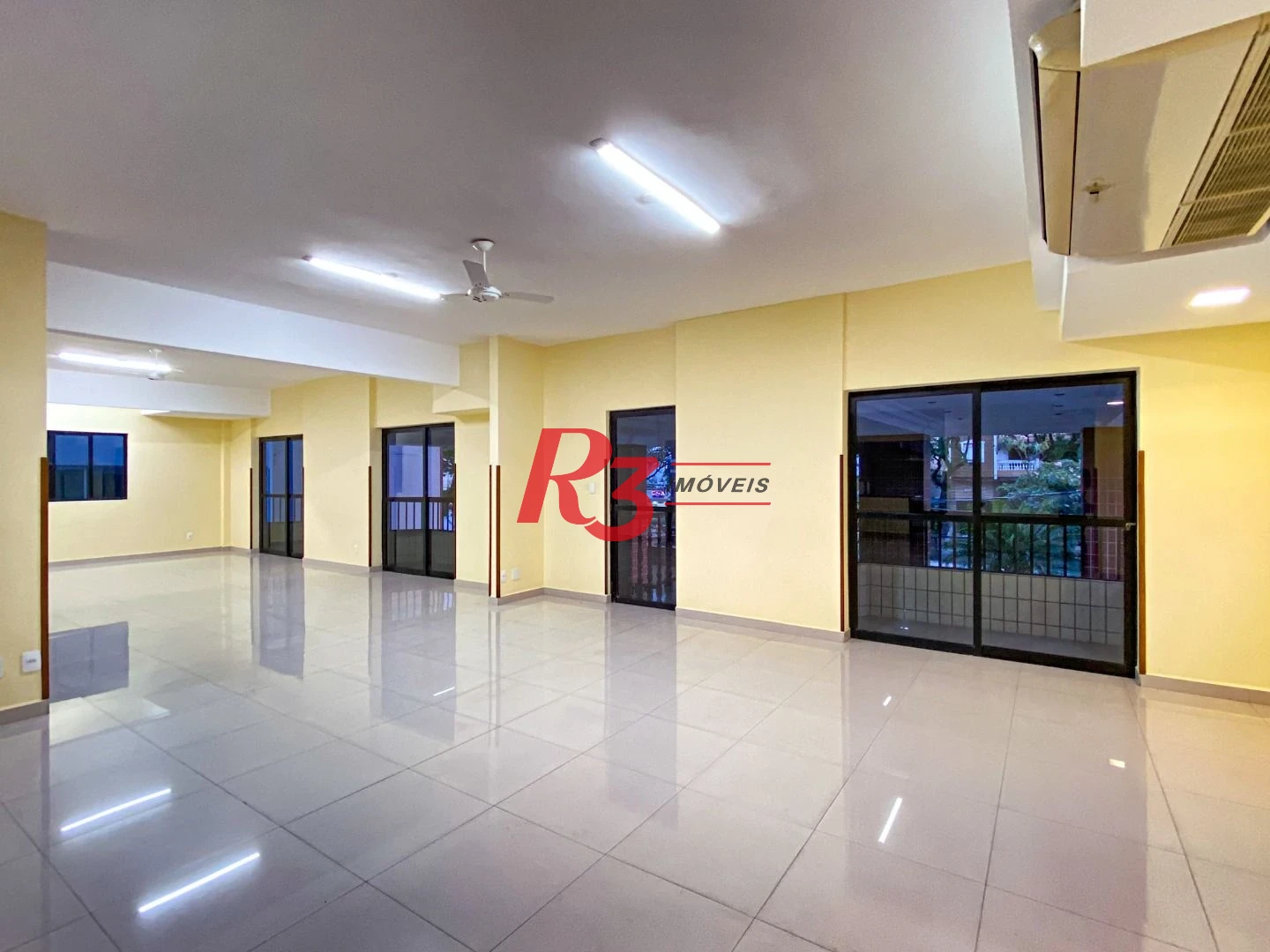 Apartamento com 2 dormitórios para alugar, 90 m² por R$ 4.500,00/mês - Campo Grande - Santos/SP