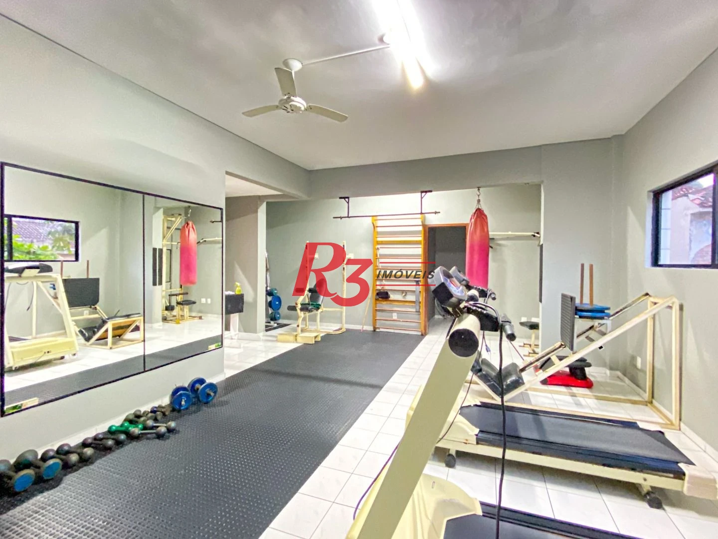 Apartamento com 2 dormitórios para alugar, 90 m² por R$ 4.500,00/mês - Campo Grande - Santos/SP