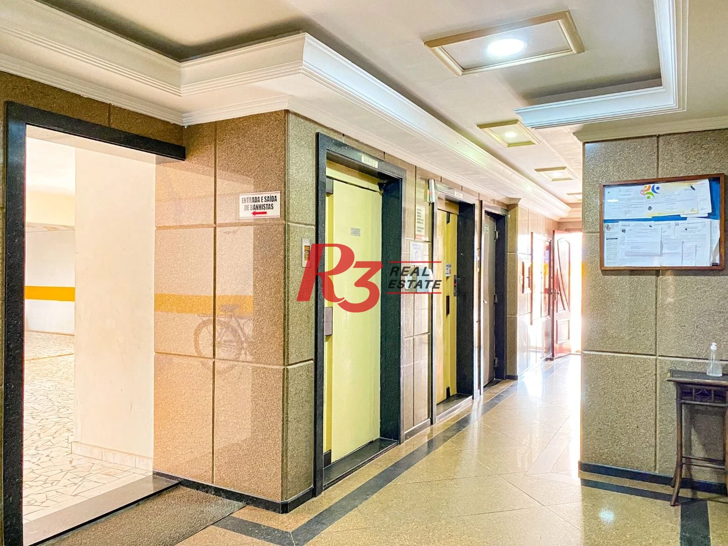 Cobertura com 4 dormitórios à venda, 800 m² por R$ 4.000.000,00 - Vila Guilhermina - Praia Grande/SP