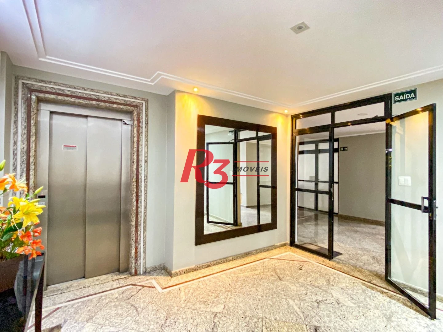 Apartamento com 3 dormitórios à venda, 122 m² por R$ 1.200.000,00 - Pompéia - Santos/SP