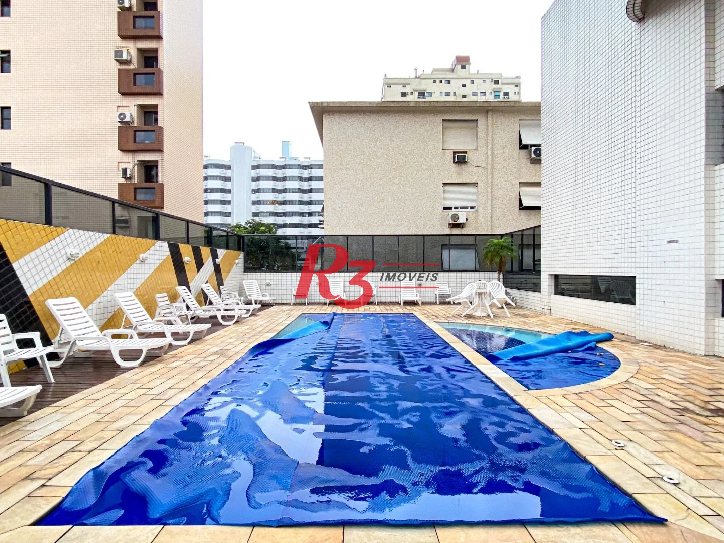 Apartamento com 3 dormitórios à venda, 122 m² por R$ 1.200.000,00 - Pompéia - Santos/SP