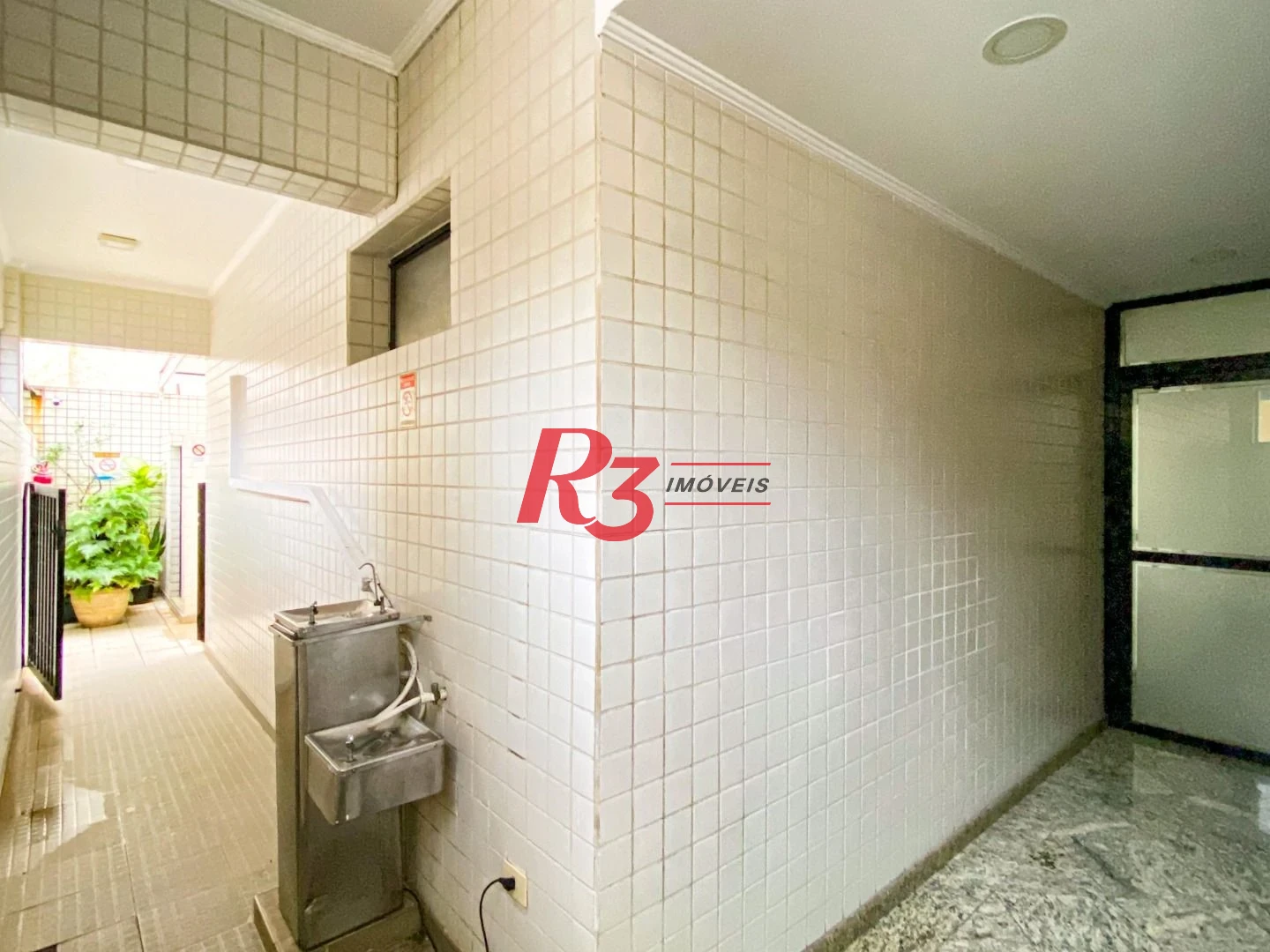 Apartamento com 3 dormitórios à venda, 122 m² por R$ 1.200.000,00 - Pompéia - Santos/SP